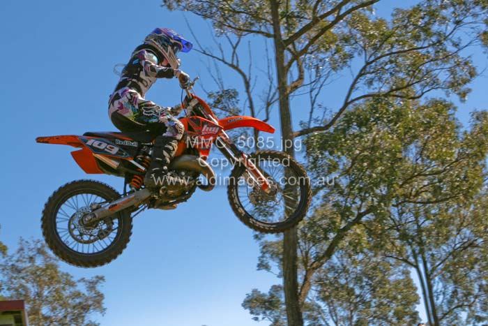 678x444 pixels (73K)